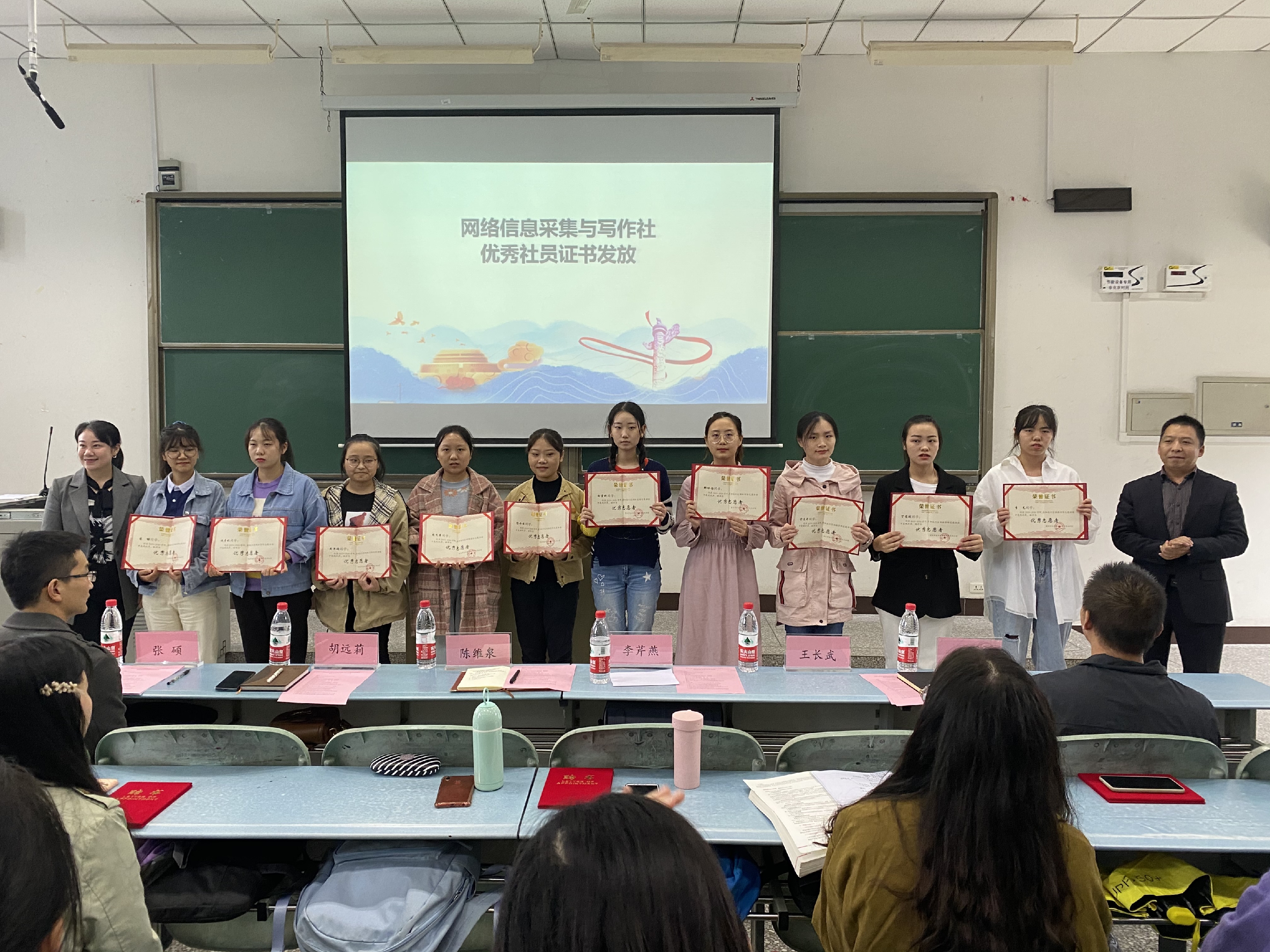 1603074654065046537.jpg 3.jpg