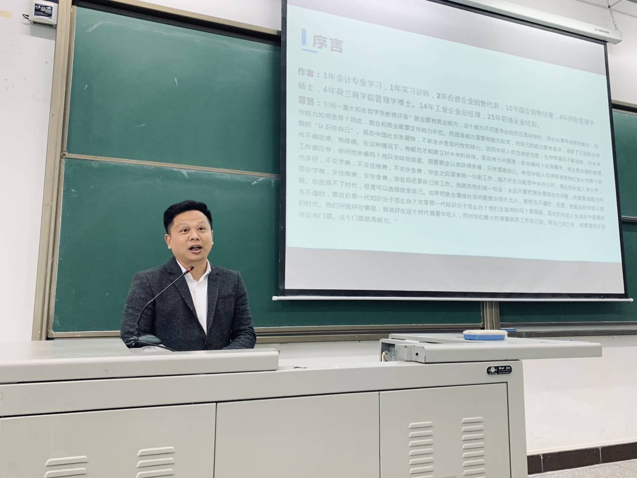 1604905286446038373.jpg 3.jpg